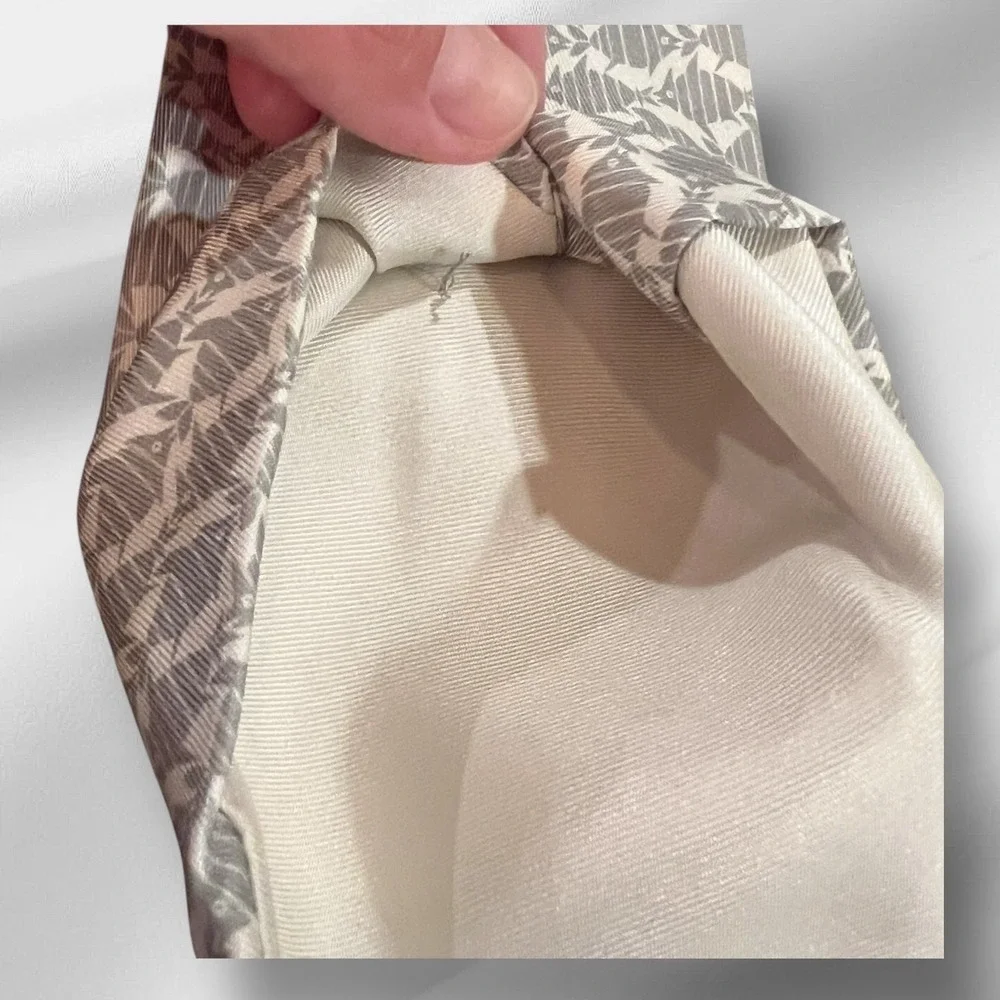 HERMES 100% Silk Vintage Tie, Gray Fish Design 5234SA, Made in France Authentic